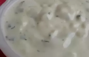 Delicious and Creamy Homemade Ranch Dressing Recipe