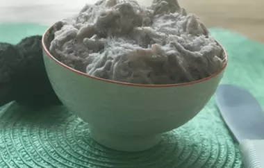 Delicious and Creamy Oreo Buttercream Frosting Recipe