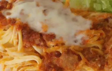 Delicious and Easy Aunt Barb's Spaghetti Pie Recipe