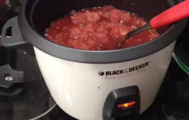 Delicious and Easy Raspberry Applesauce Made in a Rice Cooker