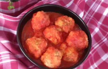Delicious and Easy Slow Cooker Chicken Meatballs in Tomato Sauce
