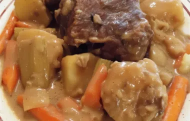 Delicious and Easy Slow Cooker Pot Roast with Flavorful Extras