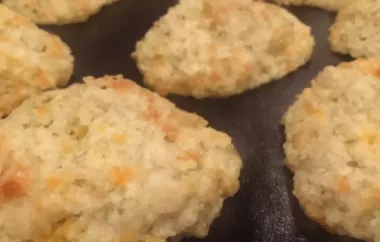 Delicious and Fluffy Cheddar Garlic Biscuits Recipe
