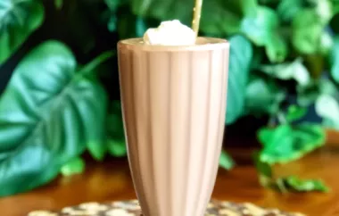 Delicious and Healthy Chocolate Banana Smoothie Recipe
