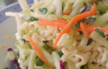 Delicious and Refreshing Broccoli and Ramen Noodle Salad