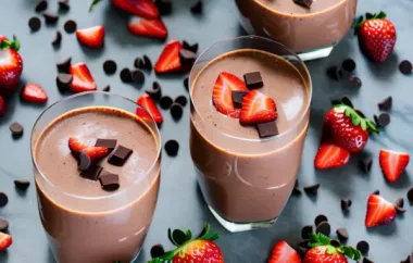 Delicious and Refreshing Chocolate Strawberry Sapodilla Smoothie Recipe