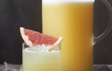 Delicious and Refreshing Honey Lemon Cocktail Recipe