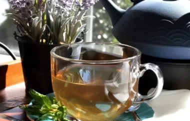 Delicious and refreshing lavender mint tea recipe