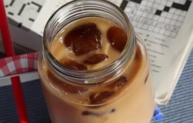 Delicious and Refreshing Skinny White Chocolate Caramel Iced Coffee Recipe
