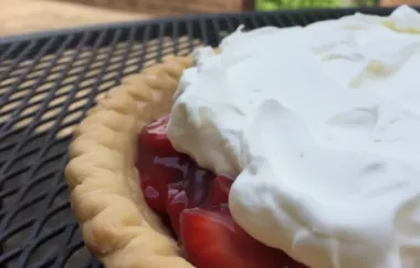 Delicious and Refreshing Summer Fresh Strawberry Pie