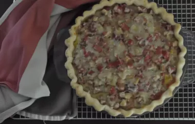 Delicious and Tangy Homemade Rhubarb Pie Recipe