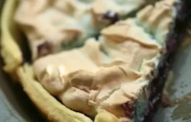 Delicious Blueberry Meringue Pie Recipe