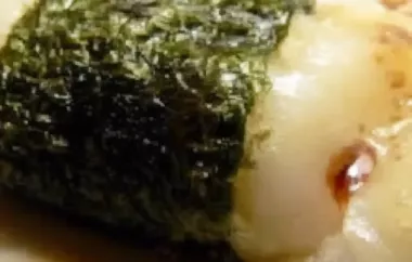 Delicious Broiled Mochi with Nori Seaweed