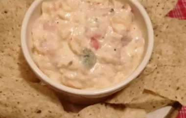Delicious Cheesy Chicken Dip to Wow Your Guests