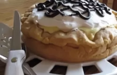 Delicious Cream Puff Cake Recipe