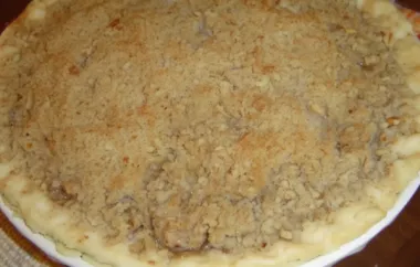 Delicious homemade crumb apple pie that will have your taste buds dancing!