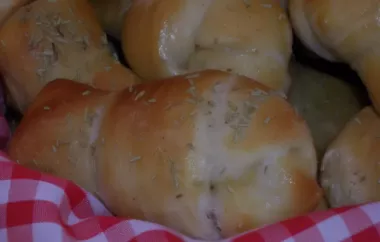 Delicious Homemade Garlic Knots Recipe