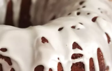 Delicious Homemade Sour Cream Coffee Cake Recipe