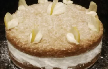 Delicious Italian Lemon Cream Cake Recipe