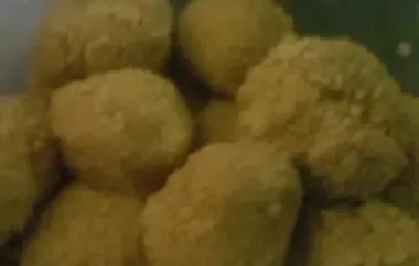 Delicious Peanut Butter Balls with Graham Crackers