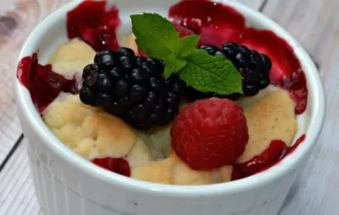 Delicious Raspberry and Blueberry Cobbler Recipe