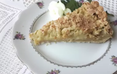 Delicious Rhubarb Custard Pie Recipe