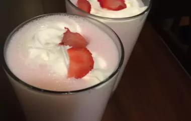 Delicious Strawberries and Cream Shake Recipe