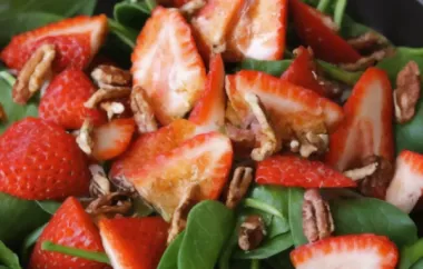 Delicious Strawberry and Spinach Salad with Sweet and Tangy Honey Balsamic Vinaigrette