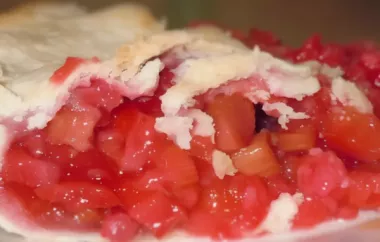 Delicious Strawberry Rhubarb Pie Recipe