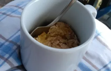 Easy and Delicious Apple Crisp in a Mug Recipe