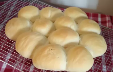 Easy and Quick 40-minute Dinner Rolls