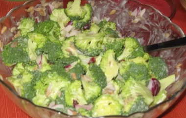 Easy Broccoli Salad with Creamy Dressing