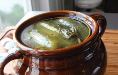 Easy Homemade Dill Pickles Recipe