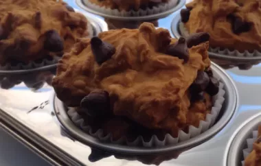 Healthy and Delicious Low-Fat Vegan Pumpkin Chocolate Chip Muffins
