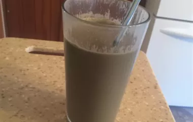 Healthy and Refreshing Green Monster Spinach Smoothie Recipe