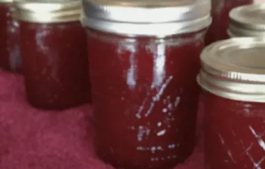 Homemade Strawberry Rhubarb Jam: A Perfect Spread for Breakfast