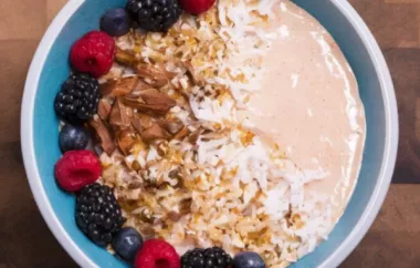 Honey-Kissed Smoothie Bowl