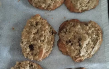 Kathy's Peanut Butterfinger Oatmeal Cookies