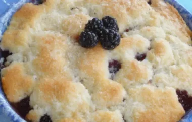 Mouthwatering and Delicate Mama's Blackberry Cobbler