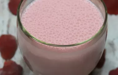 Refreshing and Nutritious Tasty Strawberry Smoothie