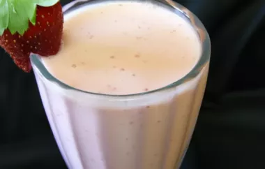 Refreshing Banana Berry Smoothie with a Healthy Twist