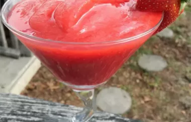 Refreshing Strawberry Daiquiri Recipe