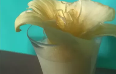 Refreshing Vegan Mango Pineapple Smoothie Recipe