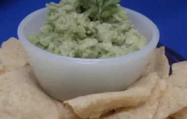 The Easiest and Most Amazing Guacamole Recipe