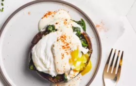 A delicious twist on the classic Eggs Benedict using portobello mushrooms and spinach