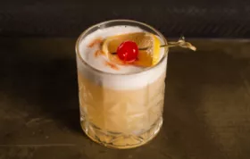 Amaretto Sour Cocktail