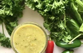 Authentic and Flavorful Deliciosa Salsa Verde Recipe