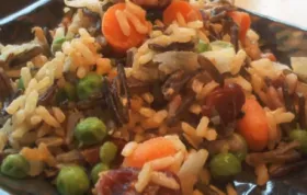 Cashew-Raisin Rice Pilaf