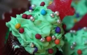 Christmas Tree Mini Cupcakes