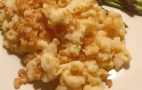 Creamy and Cheesy Baked Macaroni and Cheese Recipe